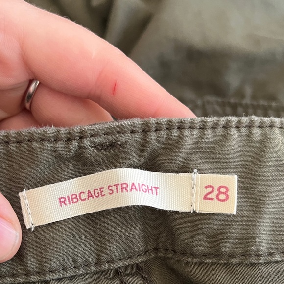 Levi’s cargo pant - Picture 5 of 7